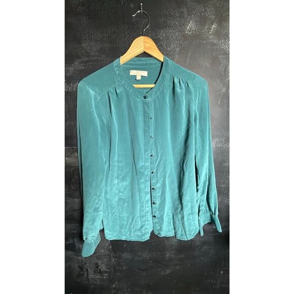 Banana Republic Tops - Banana Republic Women's Teal Button-Up Blouse